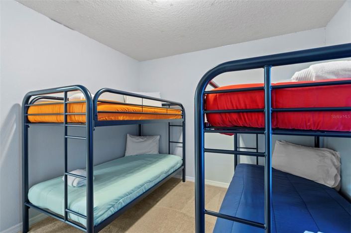 Image No.28-5 Bed Townhouse for sale