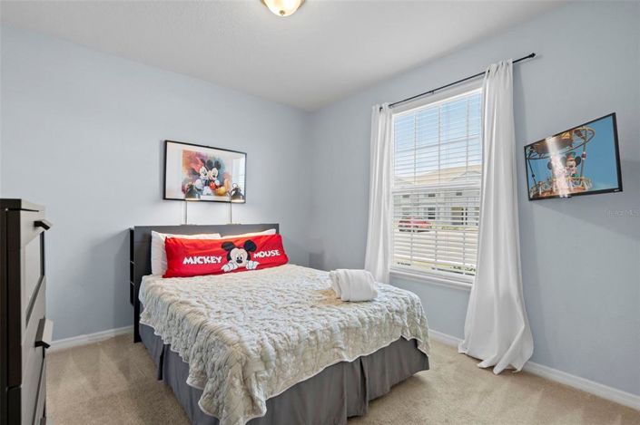 Image No.7-5 Bed Townhouse for sale