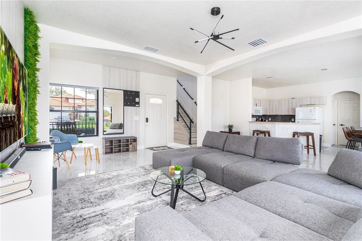 Image No.9-4 Bed Property for sale