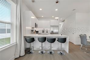 Image No.16-4 Bed Townhouse for sale