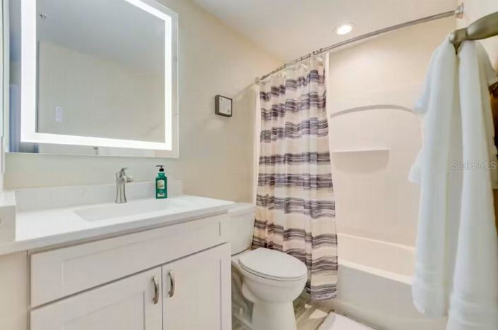 Image No.16-Propriété de 2 chambres à vendre à Orlando