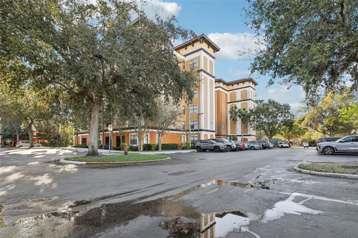 Image No.27-2 Bed Property for sale