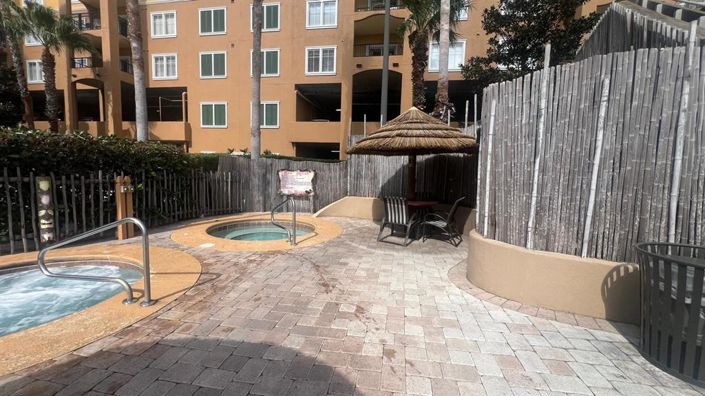 Image No.10-2 Bed Property for sale