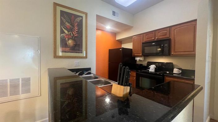 Image No.18-2 Bed Property for sale