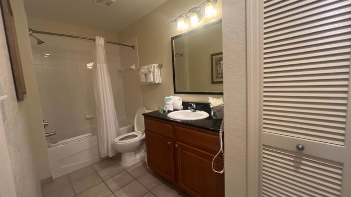 Image No.32-2 Bed Property for sale