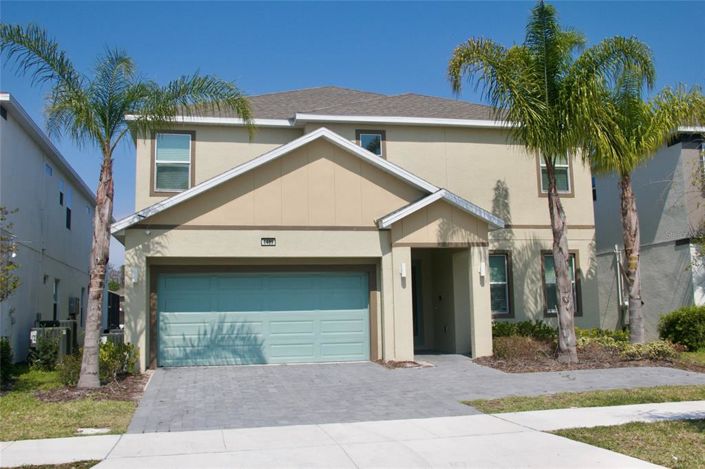 Image No.1-8 Bed Property for sale