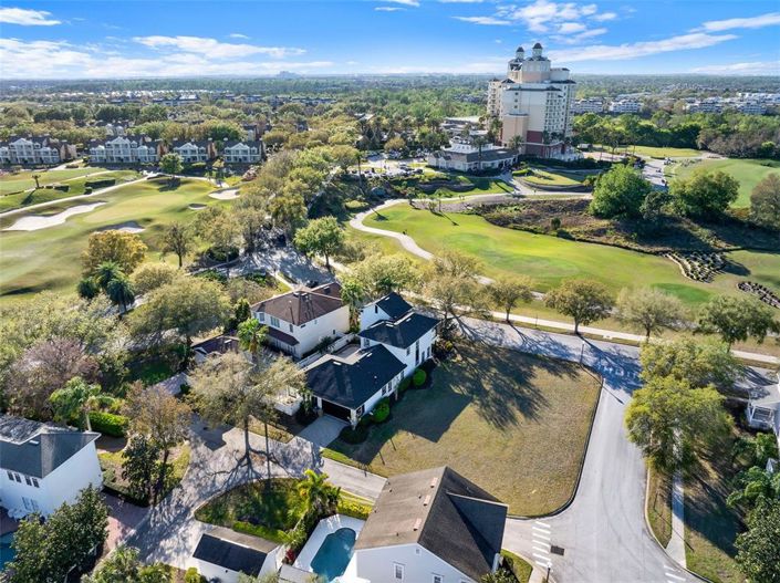 Image No.8-6 Bed Property for sale