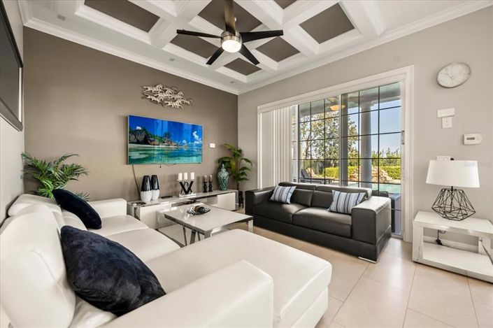 Image No.13-5 Bed Property for sale