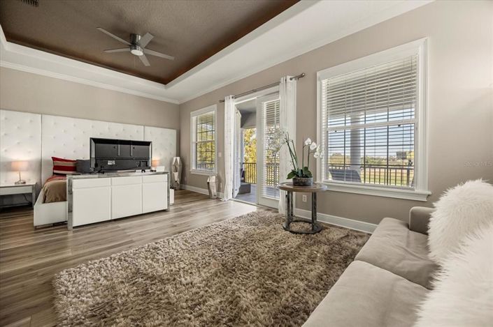 Image No.27-5 Bed Property for sale