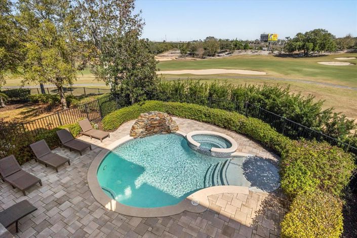 Image No.34-5 Bed Property for sale