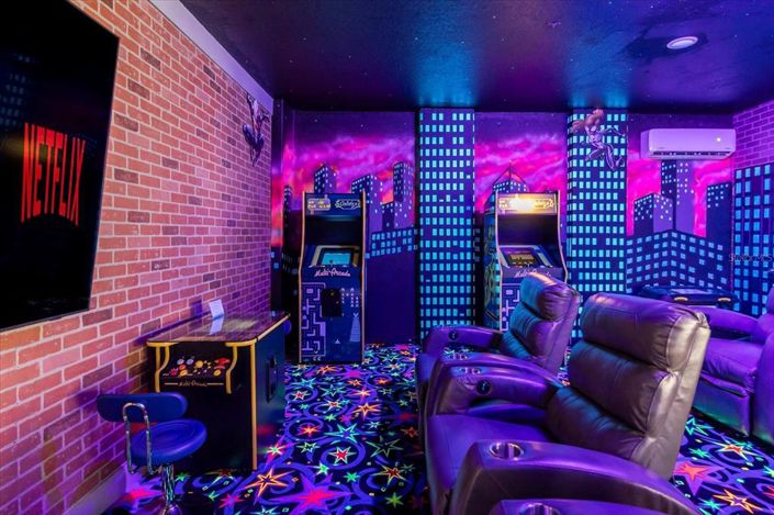 Image No.43-5 Bed Property for sale