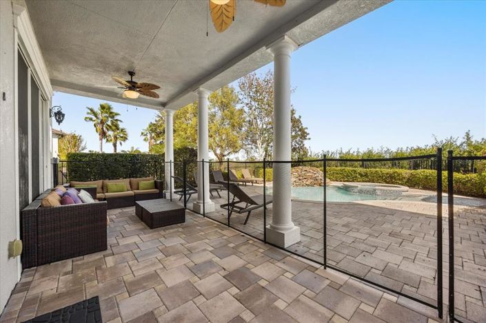 Image No.53-5 Bed Property for sale