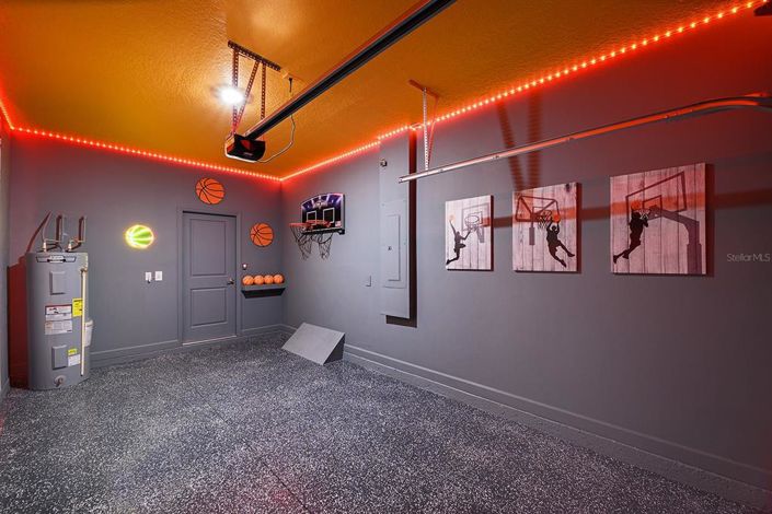 Image No.21-6 Bed Property for sale