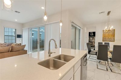 fa005713