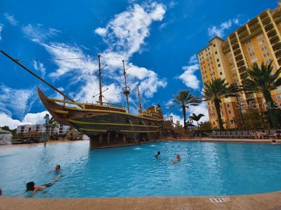 Image No.14-2 Bed Property for sale