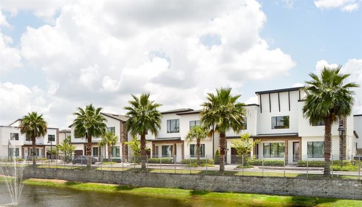 Image No.44-4 Bed Property for sale