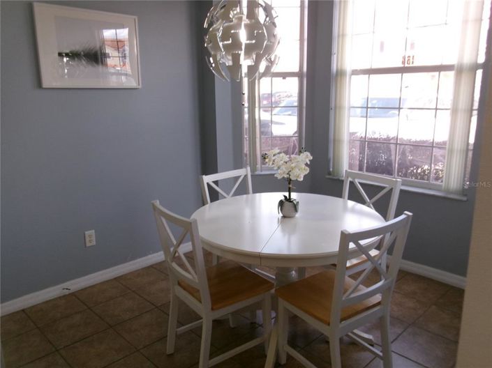 Image No.25-3 Bed Townhouse for sale