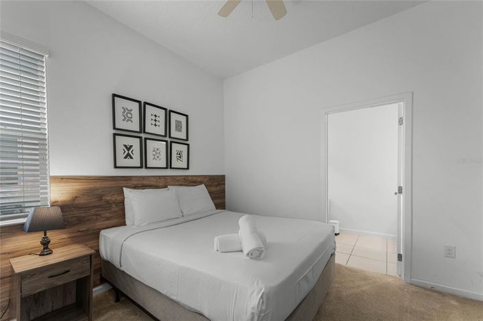 Image No.53-12 Bed Property for sale