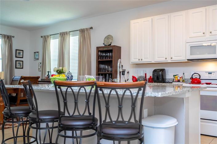 Image No.28-5 Bed Property for sale