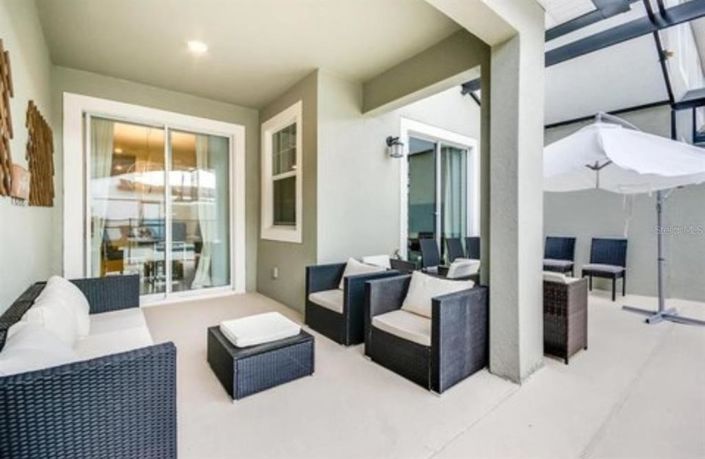 Image No.15-4 Bed Townhouse for sale