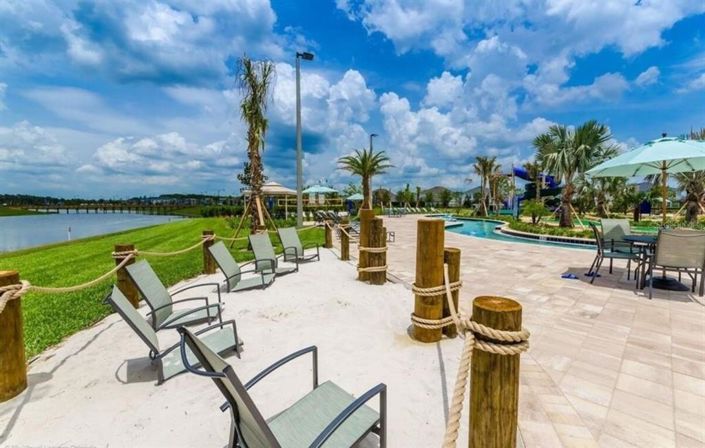 Image No.24-4 Bed Townhouse for sale