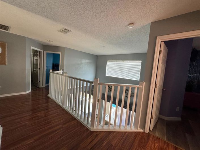 Image No.16-8 Bed Property for sale