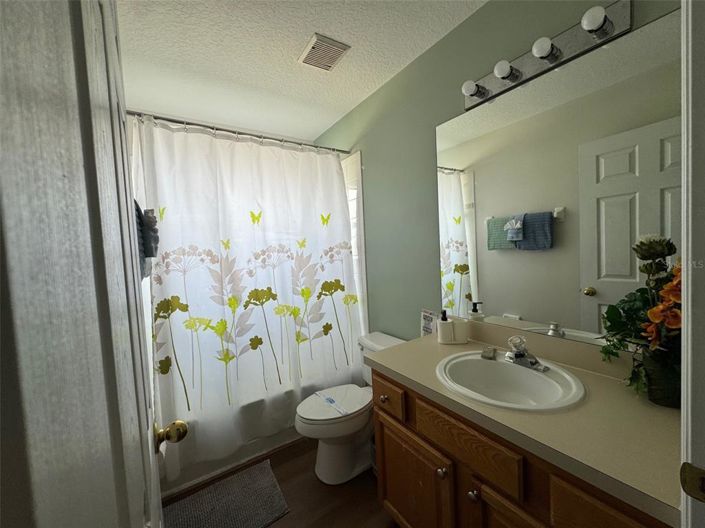 Image No.21-8 Bed Property for sale