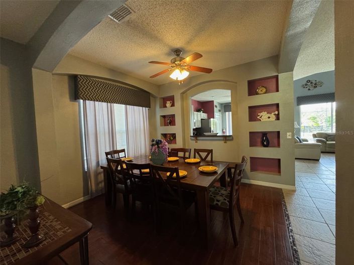 Image No.4-8 Bed Property for sale