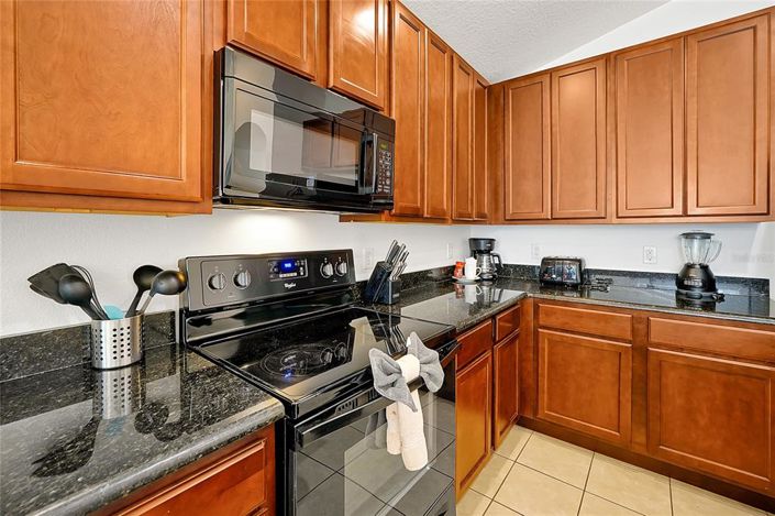 Image No.4-4 Bed Property for sale