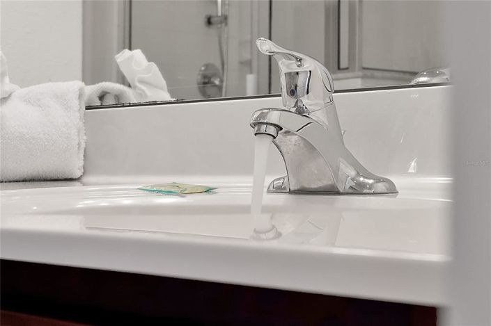 Image No.40-4 Bed Property for sale