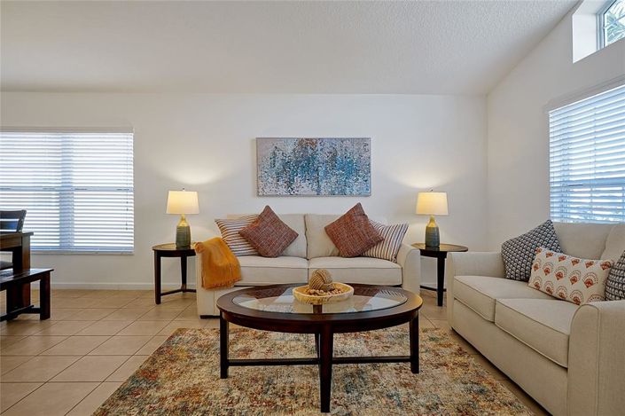 Image No.6-4 Bed Property for sale