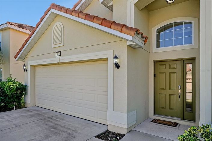 Image No.67-4 Bed Property for sale