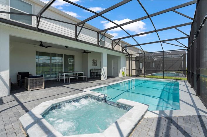 Image No.23-10 Bed Property for sale