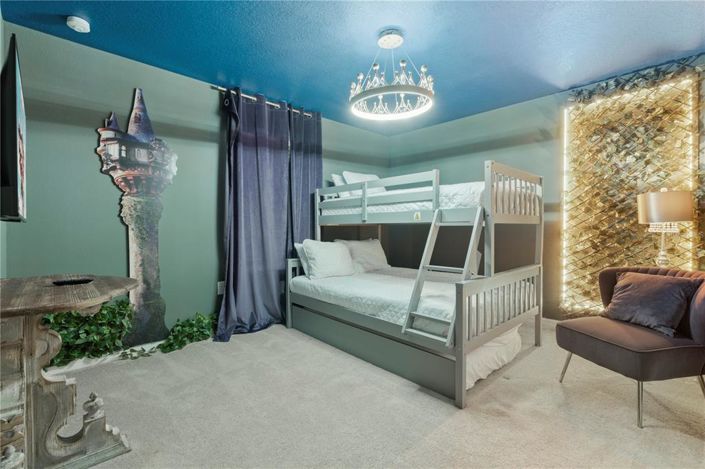 Image No.47-10 Bed Property for sale