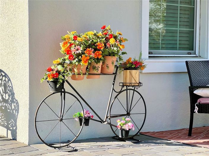 Image No.4-4 Bed Property for sale