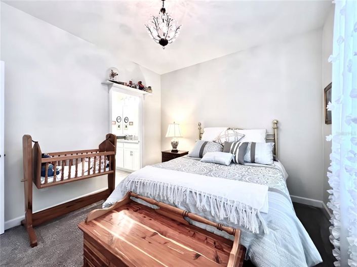 Image No.6-4 Bed Property for sale