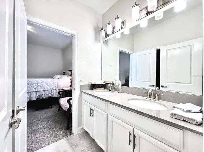 Image No.7-4 Bed Property for sale