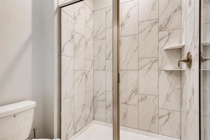 Image No.15-6 Bed Property for sale