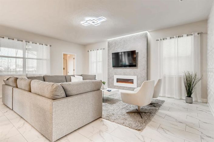 Image No.4-6 Bed Property for sale