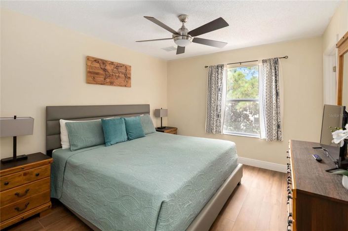 Image No.13-3 Bed Townhouse for sale