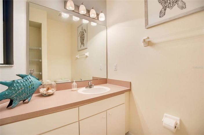 Image No.19-3 Bed Townhouse for sale