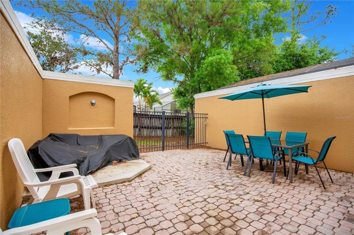 Image No.23-3 Bed Townhouse for sale