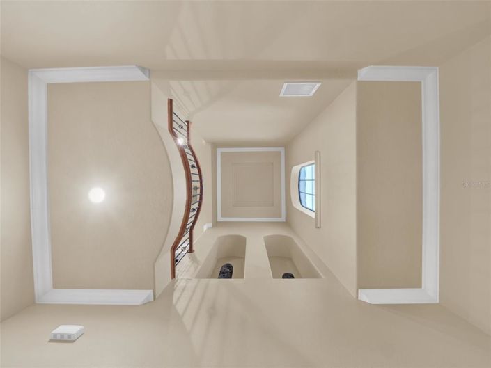 Image No.16-6 Bed Property for sale