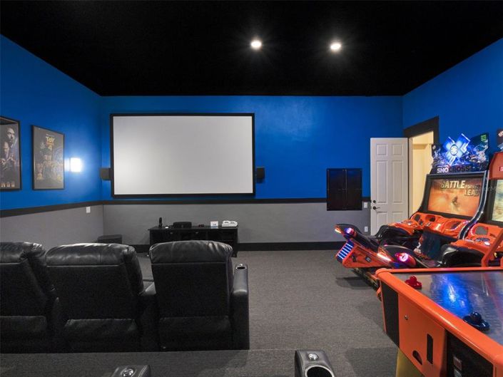 Image No.29-6 Bed Property for sale