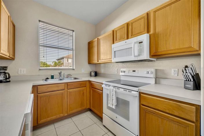 Image No.11-4 Bed Townhouse for sale