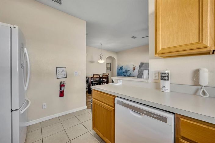 Image No.12-4 Bed Townhouse for sale