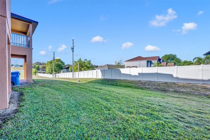 Image No.22-4 Bed Townhouse for sale