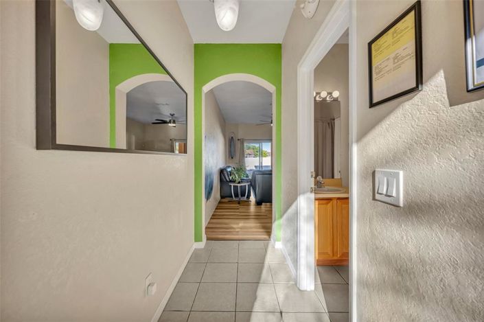 Image No.3-4 Bed Townhouse for sale