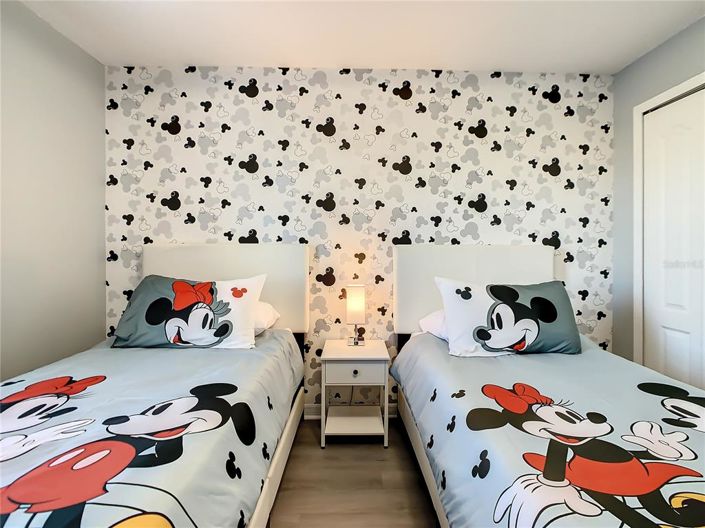 Image No.23-4 Bed Townhouse for sale