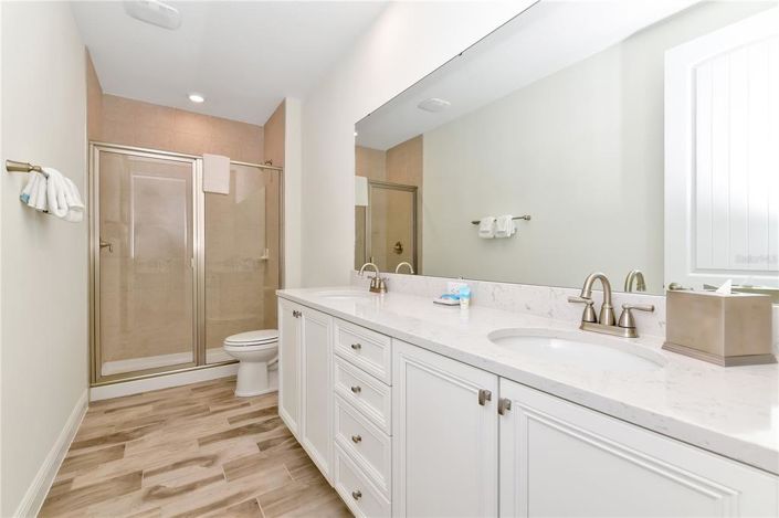 Image No.6-4 Bed Townhouse for sale